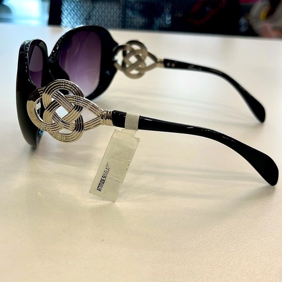 Brand New Round Oversized Black Sunglasses Purple Ombre Fade Lens Celtic Knot - Picture 12 of 15